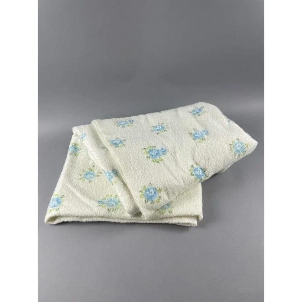 Vintage White Terry Cloth Bath Towel Blue Rose Floral Print Cottagecore